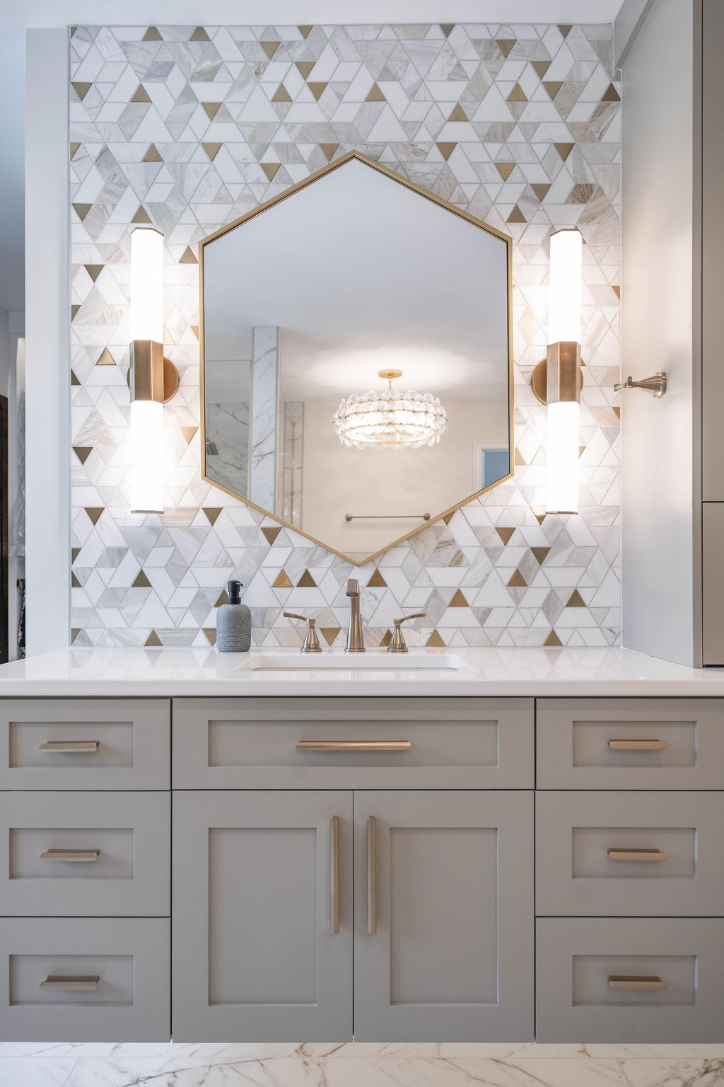 Bathroom Remodel Omaha - Omaha's Premier Walls2Floors Pros